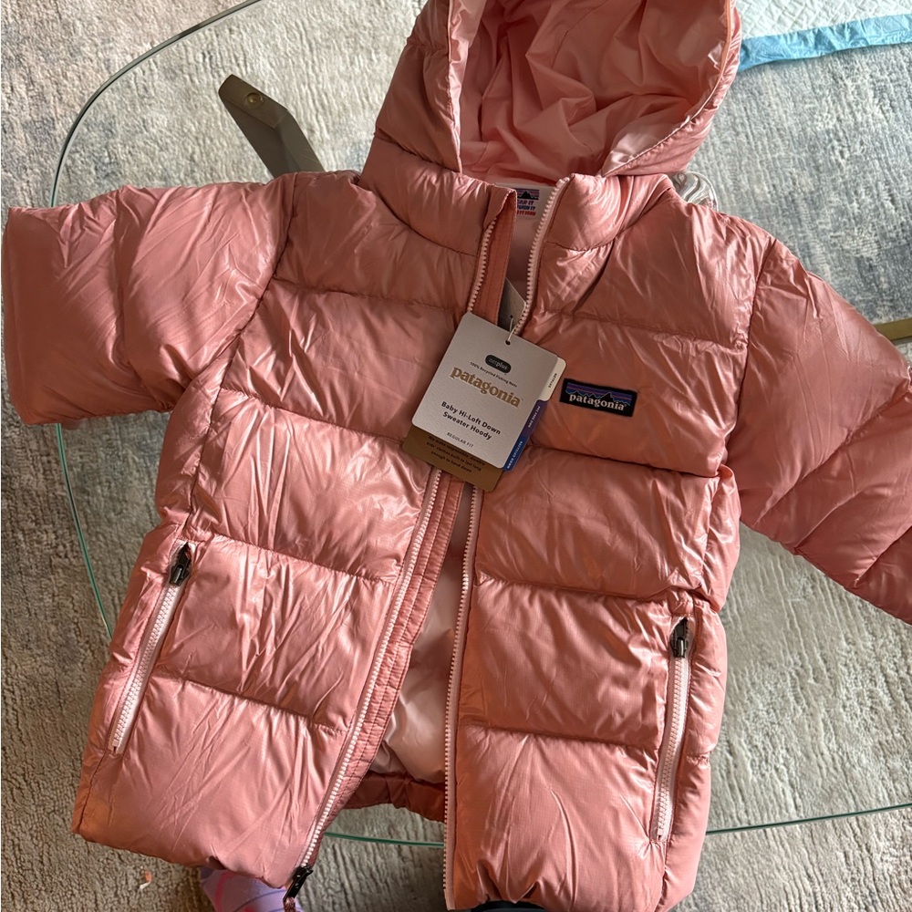 Patagonia girls hi-loft hoody down winter coat new with tags
